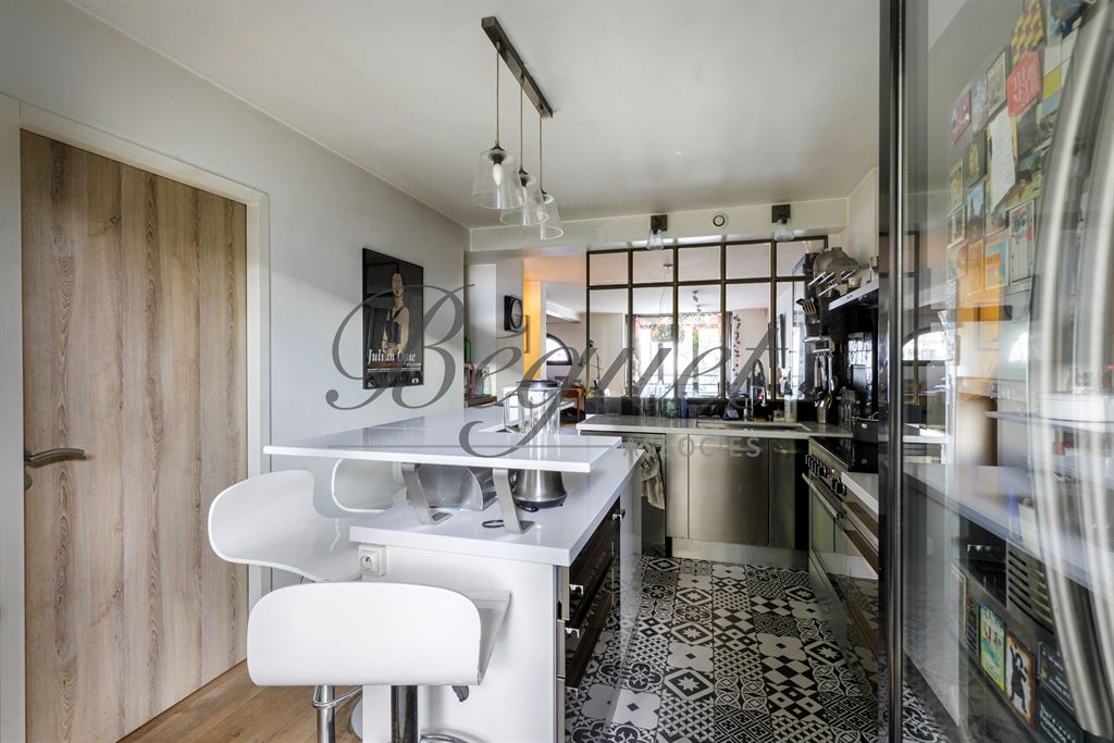 Vendu par Beguet Associés : Hauts de Seine- Boulogne Mairie 92100 Appartement Duplex 149 m² 4 Ch Jardin