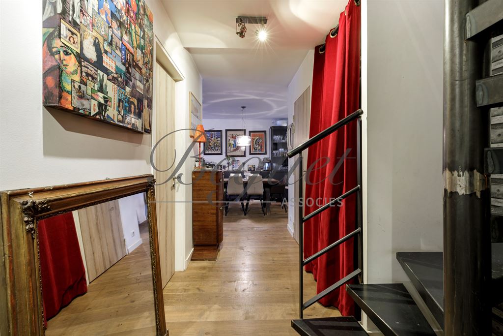 Vendu par Beguet Associés : Hauts de Seine- Boulogne Mairie 92100 Appartement Duplex 149 m² 4 Ch Jardin