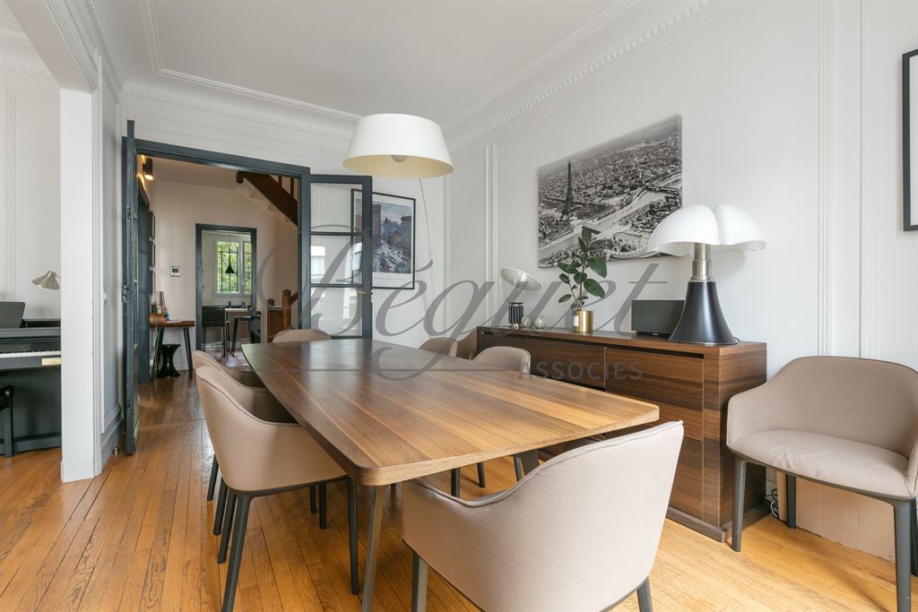 A vendre chez Beguet Associés : BOULOGNE DUPANLOUP-PRINCE MARMOTTAN 92100 MAISON 240 m² JARDIN