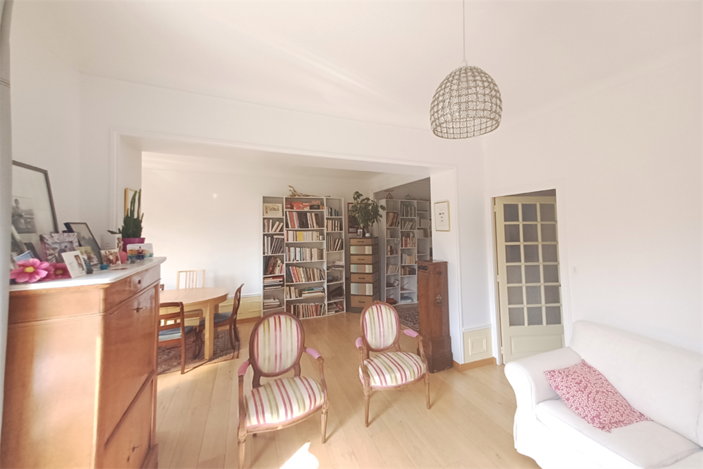 Vendu par Beguet Associés : Blois - 41000 - Maison - 154 m² - 5 Chambres - Jardin 580 m²