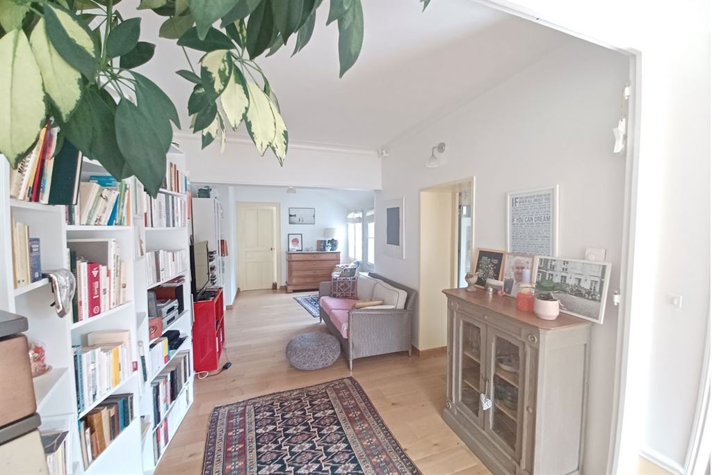 Vendu par Beguet Associés : Blois - 41000 - Maison - 154 m² - 5 Chambres - Jardin 580 m²