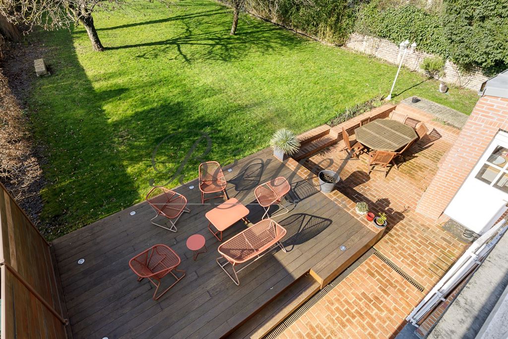 A vendre chez Beguet Associés : Châtenay-Malabry 92290 Maison familiale 247 m² - 178 m² – 4/5 chambres – Jardin & garage