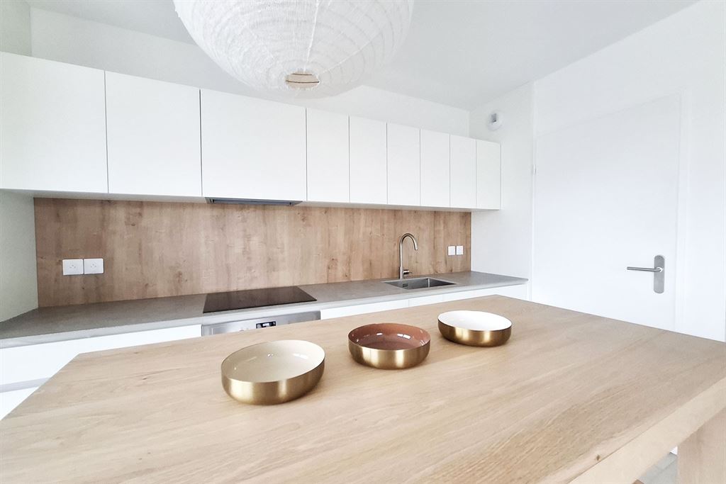 A vendre chez Beguet Associés : Tours - 37540 - Appartement neuf T5 - 101.9 m² - 3 Chambres - Terrasses 62.2 m²