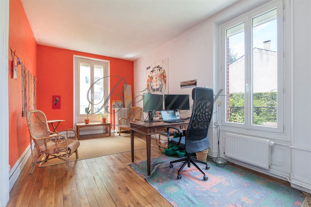 A vendre chez Beguet Associés : HAUTS DE SEINE CHAVILLE - 92370 - MAISON 180 m² / 205 M - 6 CHAMBRES - JARDIN 485 M - GARAGE