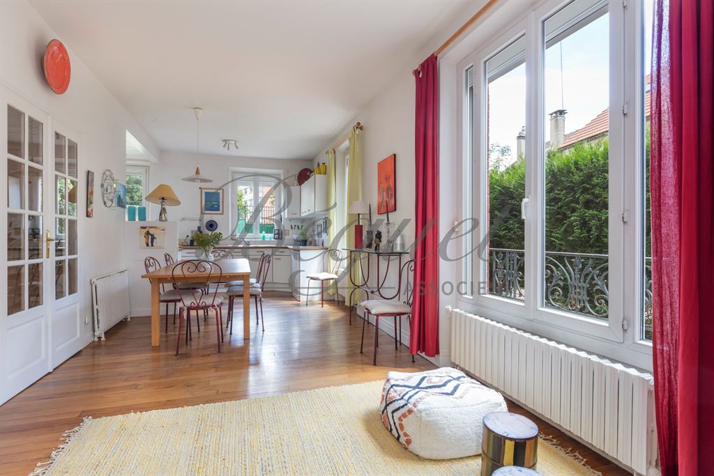 A vendre chez Beguet Associés : HAUTS DE SEINE CHAVILLE - 92370 - MAISON 180 m² / 205 M - 6 CHAMBRES - JARDIN 485 M - GARAGE