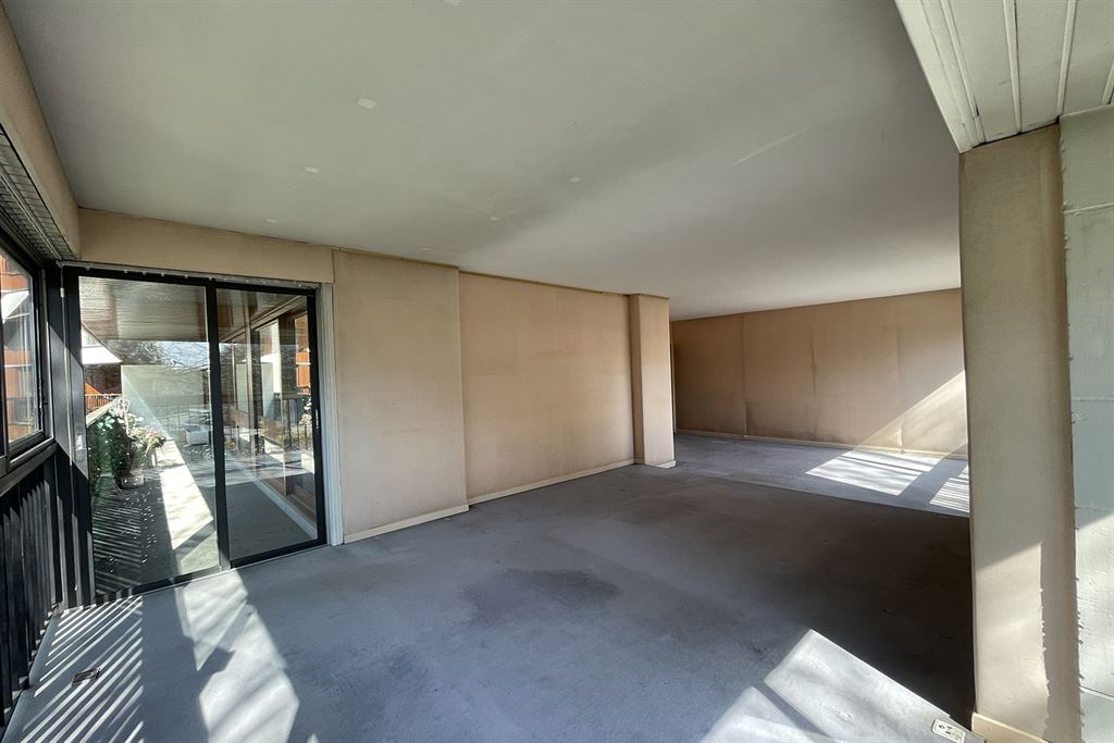 A vendre chez Beguet Associés : 