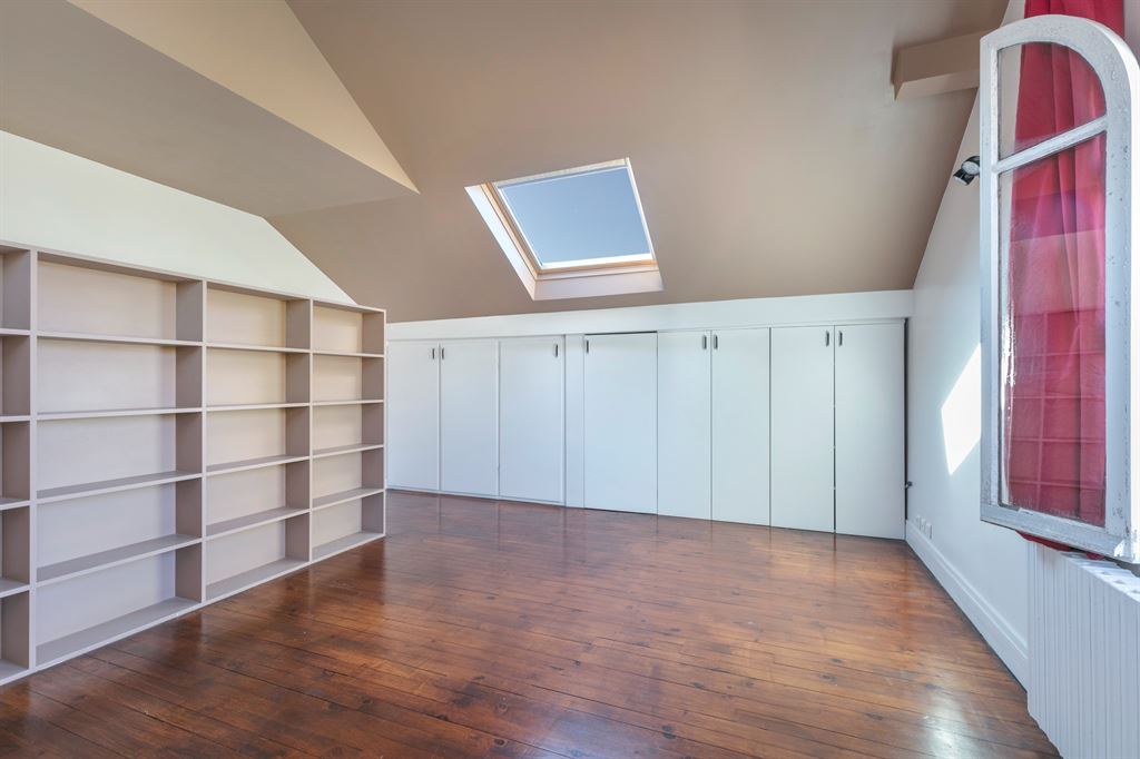 A vendre chez Beguet Associés : HAUTS DE SEINE 92210 SAINT CLOUD MAISON 180 m² 4 CHAMBRES JARDIN