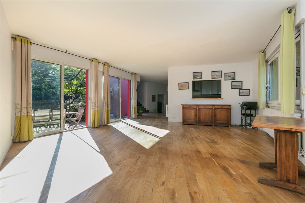 A vendre chez Beguet Associés : HAUTS DE SEINE 92210 SAINT CLOUD MAISON 180 m² 4 CHAMBRES JARDIN