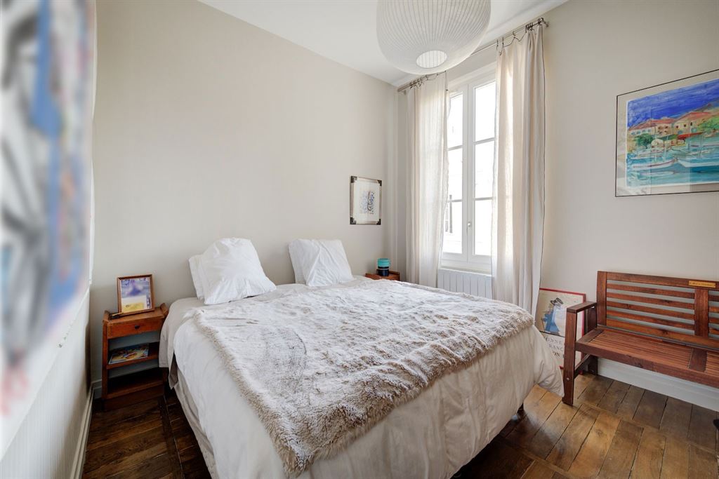 A vendre chez Beguet Associés : TOURS 37000 MAISON 262 m² 5/6 CHAMBRES 11 PIECES DEPENDANCE JARDIN