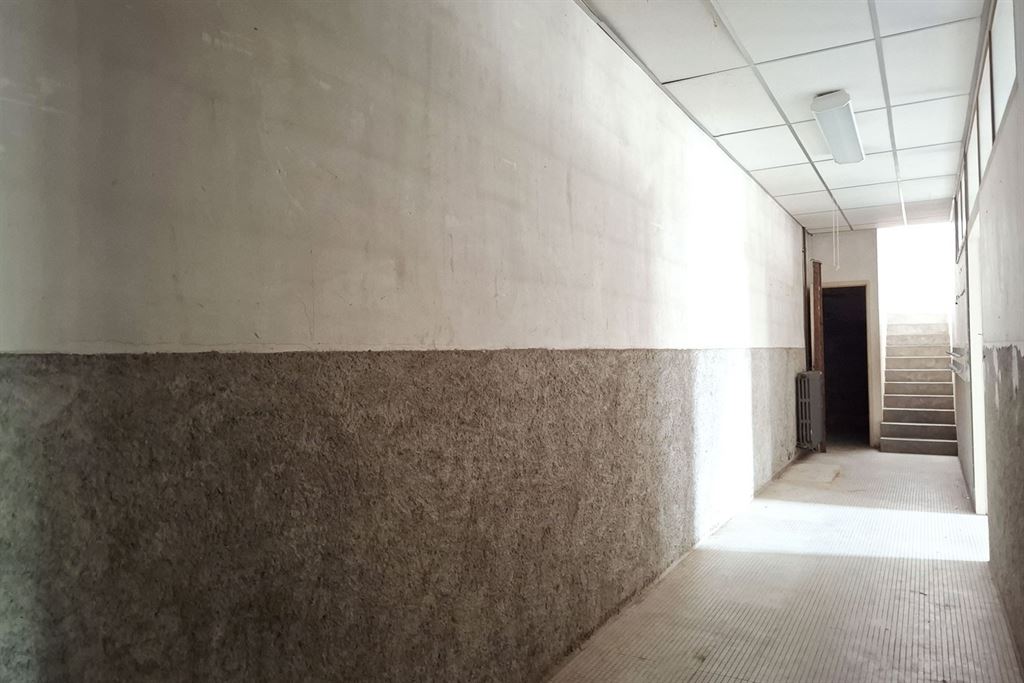 A vendre chez Beguet Associés : INDRE- ET- LOIRE TOURS  37000 CENTRE VILLE 365m² 11 PIECES 2 PARKINGS
