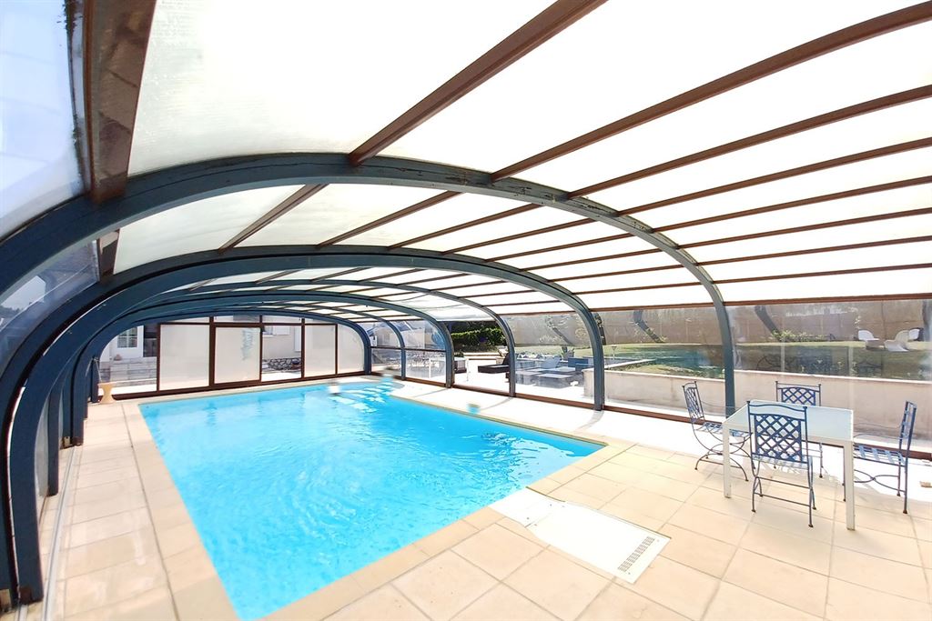 A vendre chez Beguet Associés : Amboise - 37400 - Maison - 182 m² - 4/5 Chambres - Jardin 2000 m² - Piscine