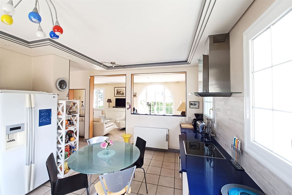 A vendre chez Beguet Associés : Amboise - 37400 - Maison - 182 m² - 4/5 Chambres - Jardin 2000 m² - Piscine