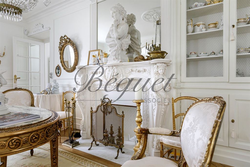 A vendre chez Beguet Associés : EURE-ET-LOIR - ANET 28260 MAISON DE MAITRE 400 M 7 CHAMBRES  PARC 1300 M GARAGE
