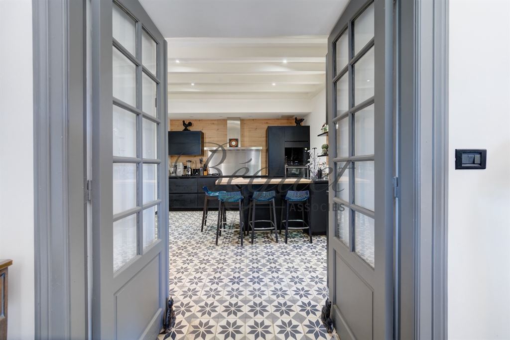 A vendre chez Beguet Associés : Vernou sur Brenne, 37210, Maison 340 m², Maison de gardien et 2 gites 160 m², 8 chambres, piscine, p