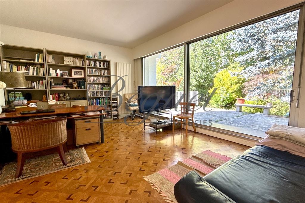 A vendre chez Beguet Associés : SCEAUX 92330 - PARC DE SCEAUX - MAISON - 522 m² - 6/7 CHAMBRES - JARDIN - TERRASSES