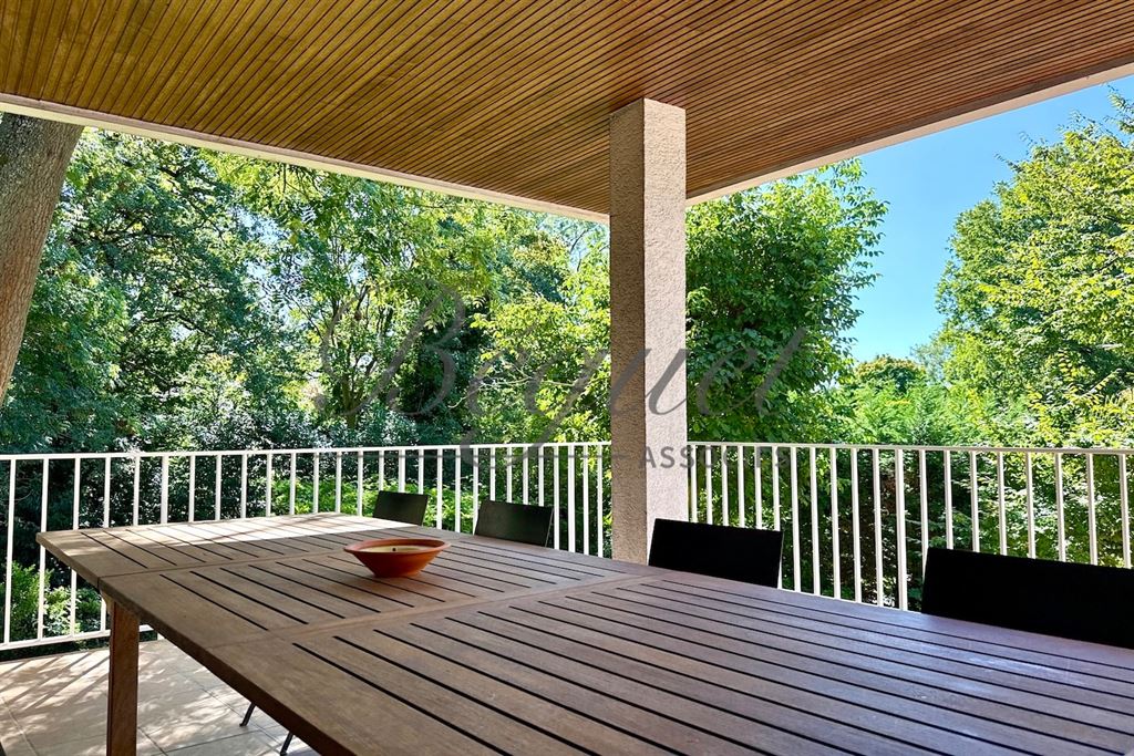 A vendre chez Beguet Associés : SCEAUX 92330 - PARC DE SCEAUX - MAISON - 522 m² - 6/7 CHAMBRES - JARDIN - TERRASSES