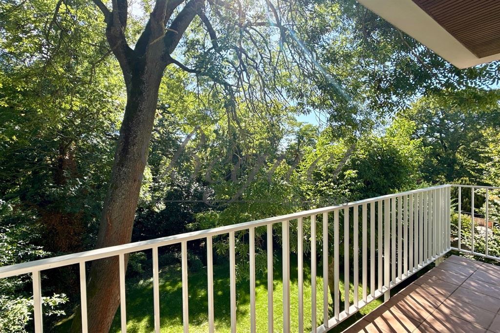 A vendre chez Beguet Associés : SCEAUX 92330 - PARC DE SCEAUX - MAISON - 522 m² - 6/7 CHAMBRES - JARDIN - TERRASSES