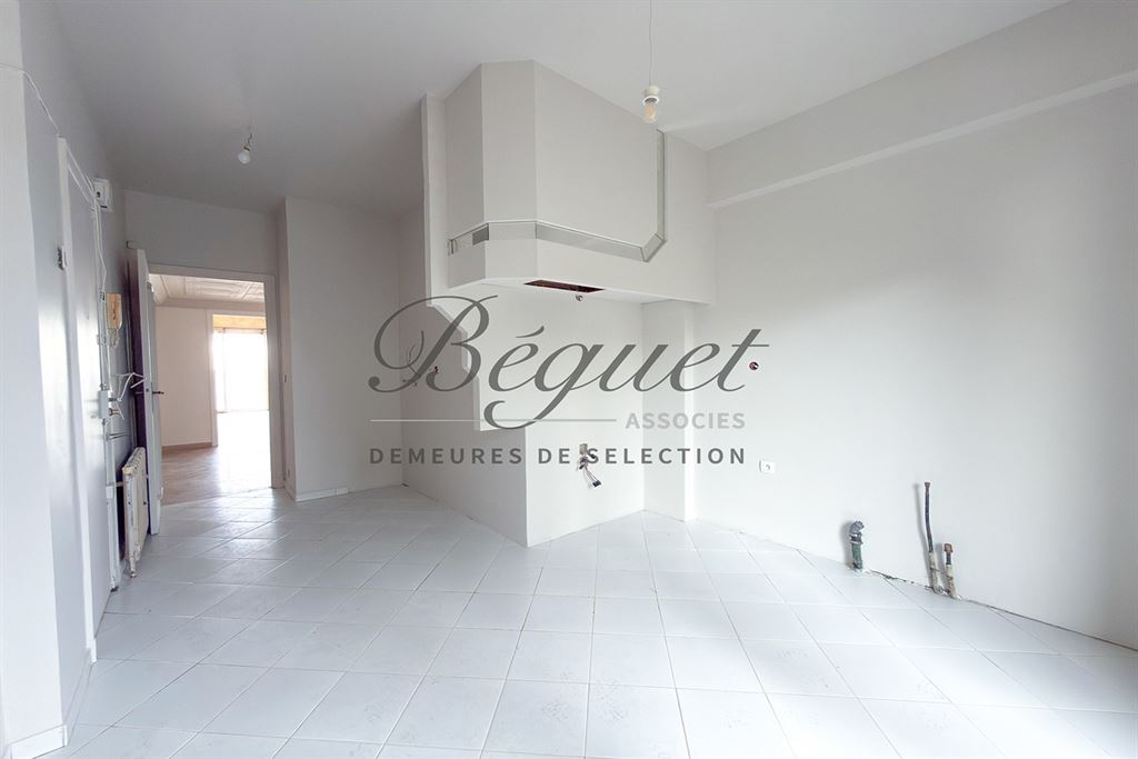 A vendre chez Beguet Associés : FRANCE COTE D’AZUR NICE 06300 CAP DE NICE APPARTEMENT 137 m² 2 CHAMBRES VUE MER TERRASSE 30 m² BOX