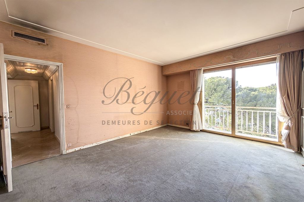 A vendre chez Beguet Associés : FRANCE COTE D’AZUR NICE 06300 CAP DE NICE APPARTEMENT 137 m² 2 CHAMBRES VUE MER TERRASSE 30 m² BOX