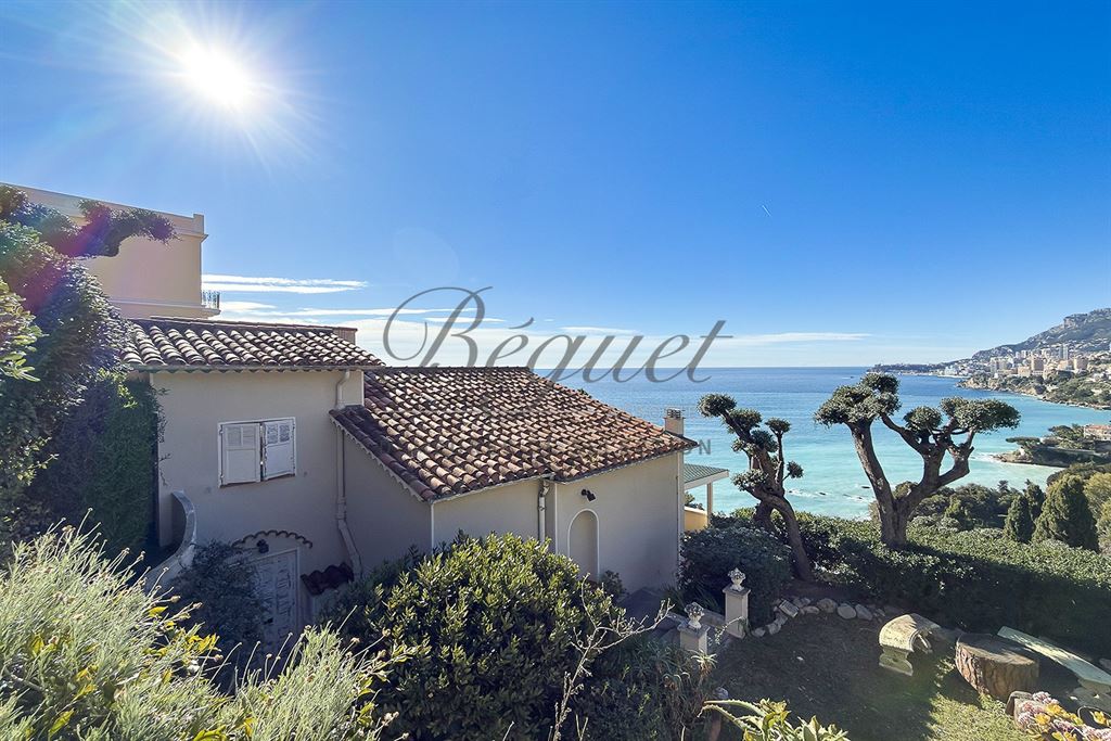 A vendre chez Beguet Associés : FRANCE COTE D’AZUR 06190 ROQUEBRUNE-CAP-MARTIN 3 MAISONS  TERRAIN 1470 m² VUE MONACO