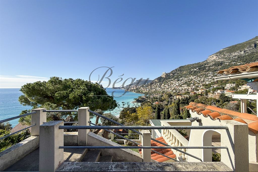 A vendre chez Beguet Associés : FRANCE COTE D’AZUR 06190 ROQUEBRUNE-CAP-MARTIN 3 MAISONS  TERRAIN 1470 m² VUE MONACO