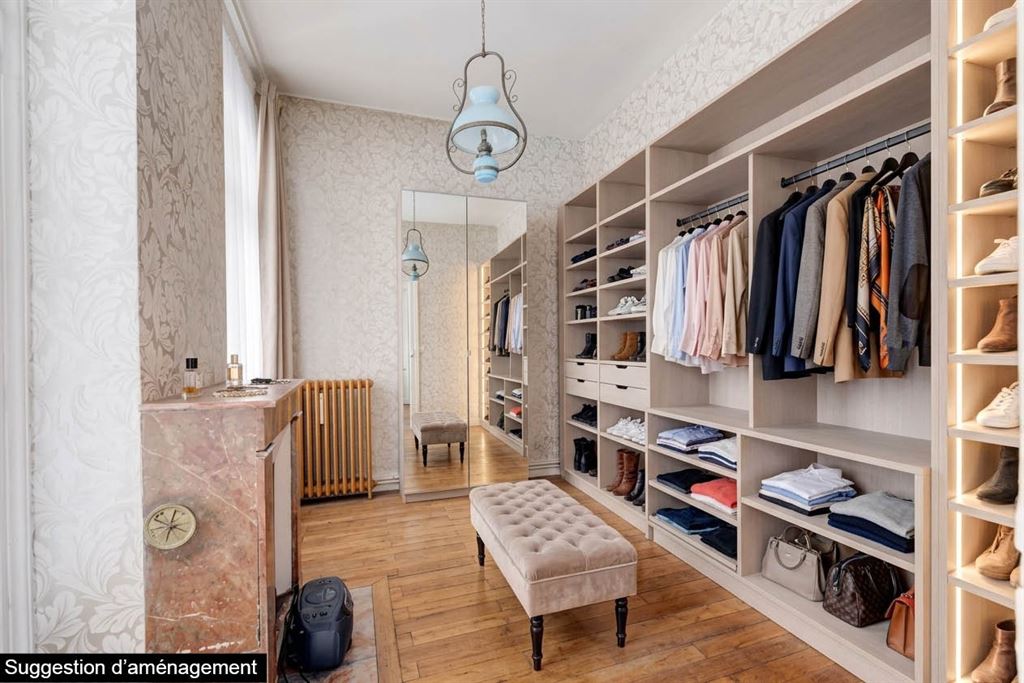 A vendre chez Beguet Associés : Tours - 37000 - Centre-ville - 230 m² - 8 pièces - 5/6 chambres - jardin