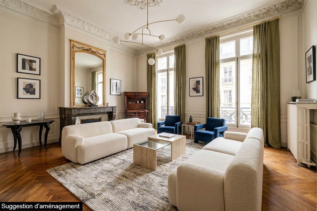 A vendre chez Beguet Associés : Tours - 37000 - Centre-ville - 230 m² - 8 pièces - 5/6 chambres - jardin
