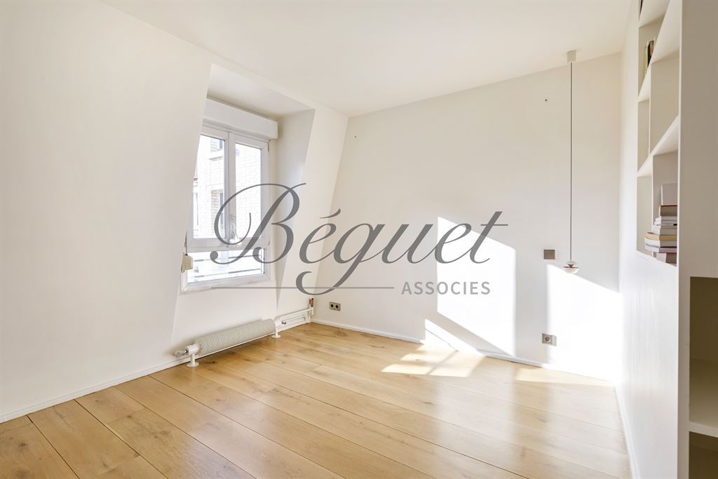 A vendre chez Beguet Associés : Boulogne-Billancourt (92100) – Appartement de 84 m² au 7e étage, terrasse – Hauts-de-Seine, Île-de-France
