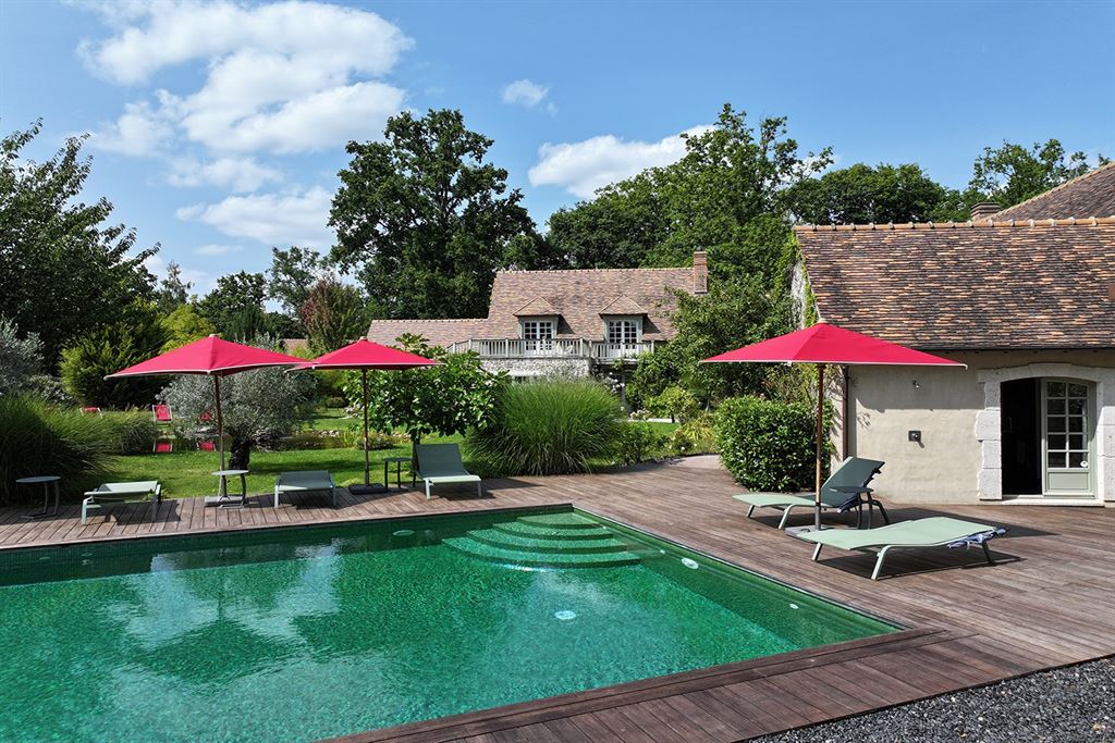 A vendre chez Beguet Associés : OUEST PARIS - MONTFORT L’AMAURY - PROPRIETE  455 m² 4 CHAMBRES PISCINE PARC 4 Ha
