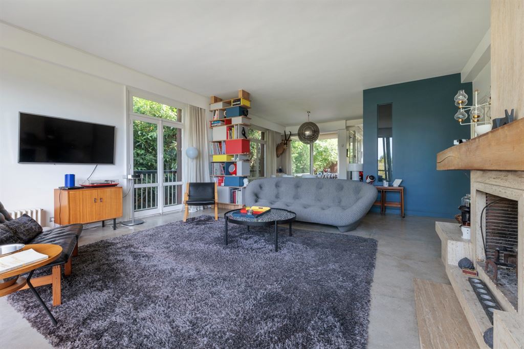 A vendre chez Beguet Associés : SAINT CLOUD  MONTRETOUT 92210 - MAISON 310 m² - 5/6 CHAMBRES + 2/3 BUREAUX  700 m² TERRAIN - PARKING