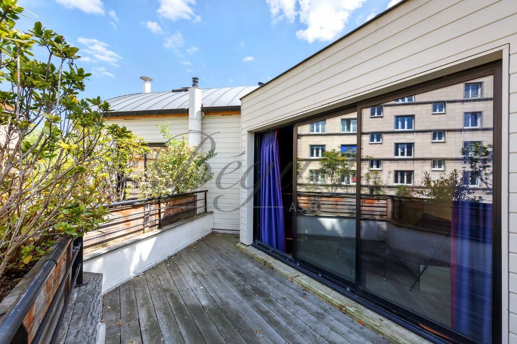 A vendre chez Beguet Associés : BOULOGNE 92100  LES PASSAGES - MAISON  258 m²/ 290 m² - 6 CHAMBRES - JARDIN - TERRASSE - 2 PARKINGS