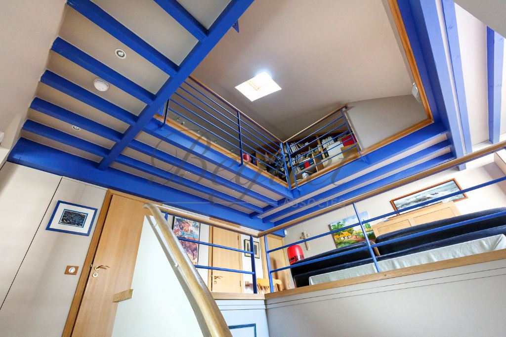 A vendre chez Beguet Associés : BOULOGNE 92100  LES PASSAGES - MAISON  258 m²/ 290 m² - 6 CHAMBRES - JARDIN - TERRASSE - 2 PARKINGS