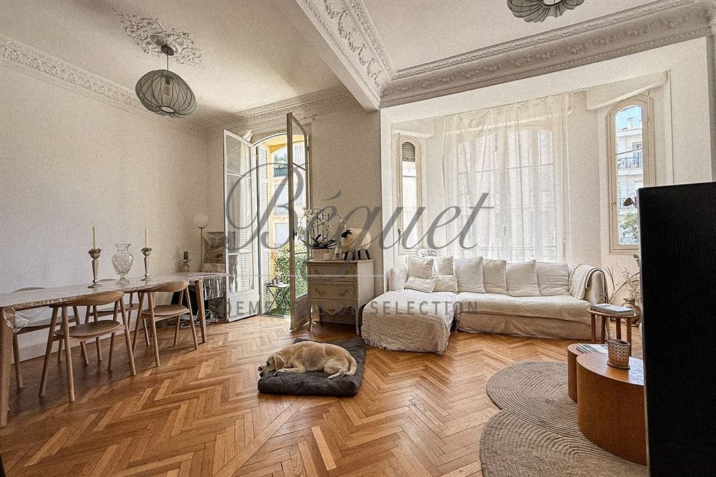 A vendre chez Beguet Associés : France Côte d’Azur, Nice, Quartier des Fleurs, 4 pièces 104 m² - 2 chambres