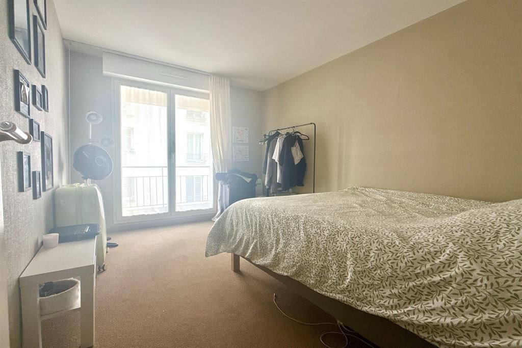 A vendre chez Beguet Associés : Paris 15e (75015) — Appartement familial lumineux, 2 chambres avec potentiel d’une 3e, vue sur parc, parking, cave