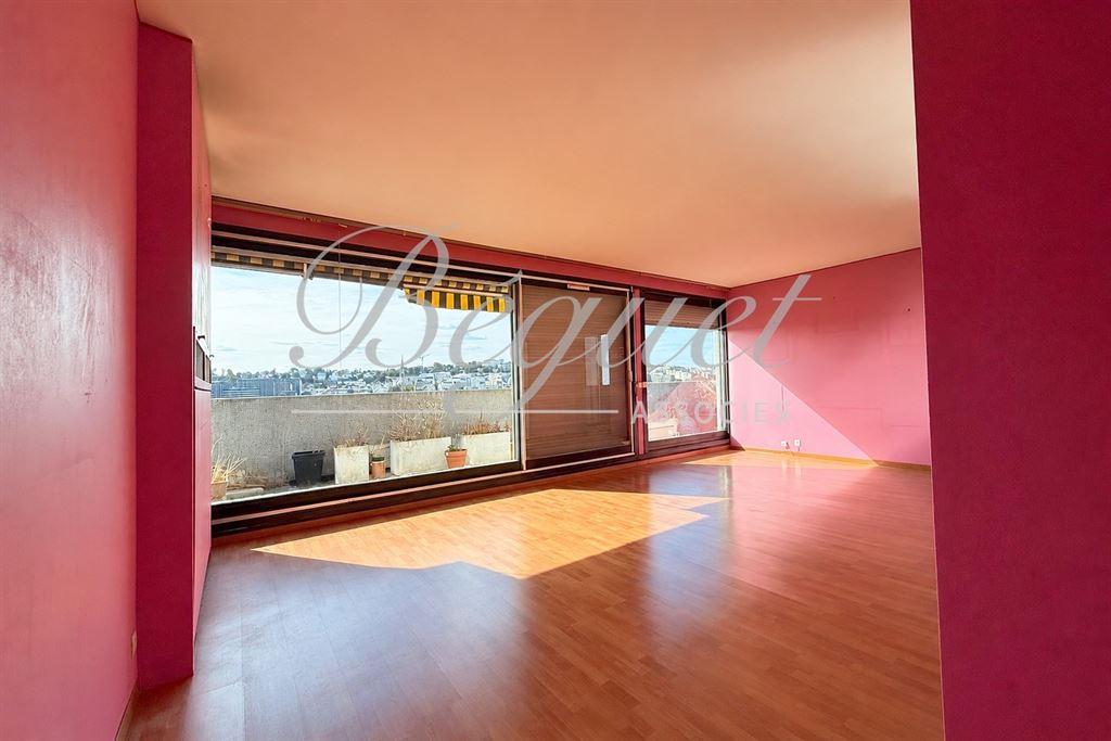 A vendre chez Beguet Associés : Boulogne nord (92100) – Appartement dernier étage de 117 m², 3 chambres, 56 m² d’espaces extérieurs Terrasses/Balcons - parking - Piscine