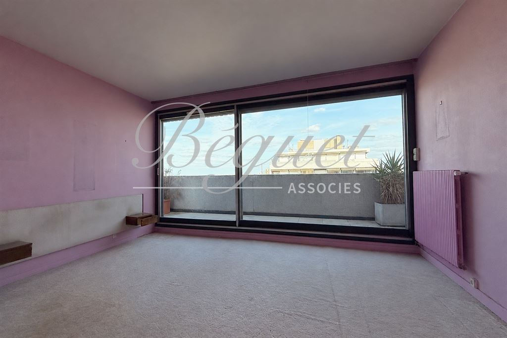 A vendre chez Beguet Associés : Boulogne nord (92100) – Appartement dernier étage de 117 m², 3 chambres, 56 m² d’espaces extérieurs Terrasses/Balcons - parking - Piscine
