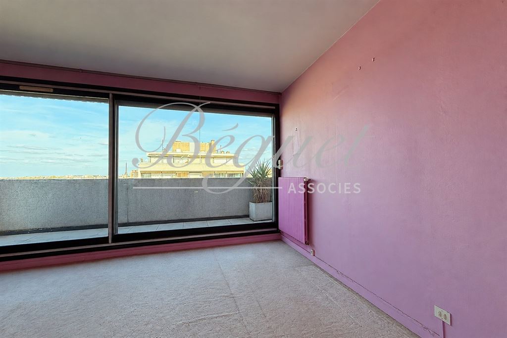 A vendre chez Beguet Associés : Boulogne nord (92100) – Appartement dernier étage de 117 m², 3 chambres, 56 m² d’espaces extérieurs Terrasses/Balcons - parking - Piscine