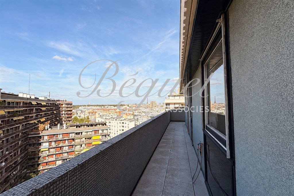A vendre chez Beguet Associés : Boulogne nord (92100) – Appartement dernier étage de 117 m², 3 chambres, 56 m² d’espaces extérieurs Terrasses/Balcons - parking - Piscine