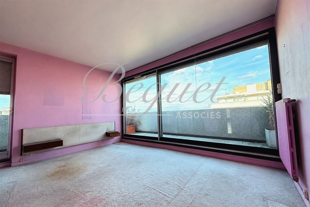 A vendre chez Beguet Associés : Boulogne nord (92100) – Appartement dernier étage de 117 m², 3 chambres, 56 m² d’espaces extérieurs Terrasses/Balcons - parking - Piscine