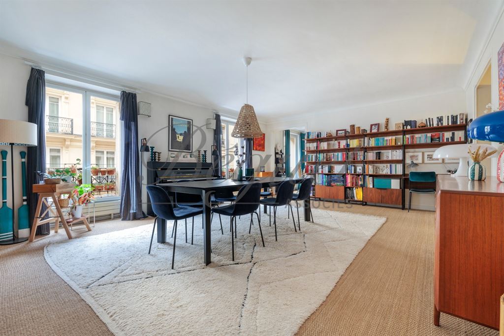 A vendre chez Beguet Associés : Paris 16 (75016) – Appartement 172,5 m², 3-4 chambres, cave de 10 m² – quartier Chaillot, Paris, Île-de-France