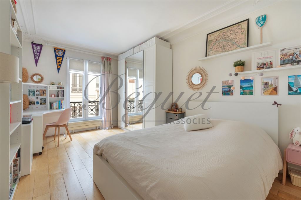 A vendre chez Beguet Associés : Paris 16 (75016) – Appartement 172,5 m², 3-4 chambres, cave de 10 m² – quartier Chaillot, Paris, Île-de-France