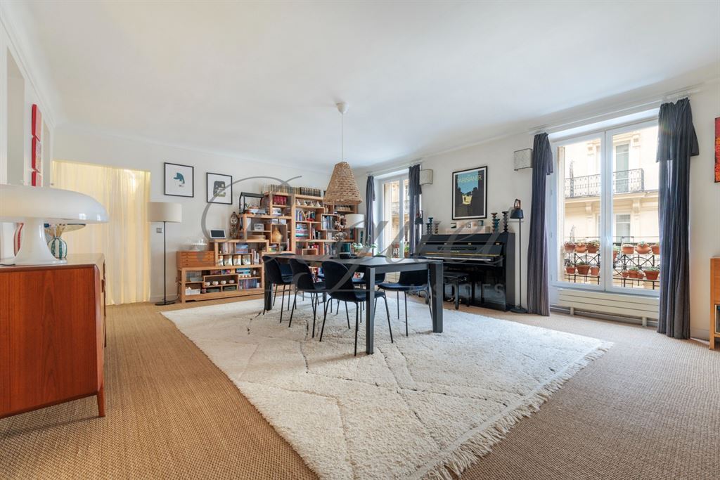 A vendre chez Beguet Associés : Paris 16 (75016) – Appartement 172,5 m², 3-4 chambres, cave de 10 m² – quartier Chaillot, Paris, Île-de-France